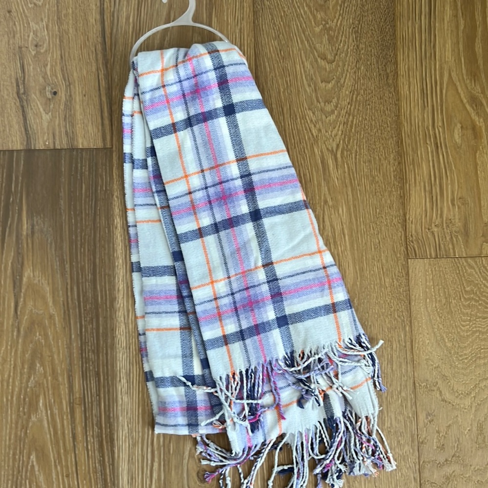 Gap purple plaid scarf